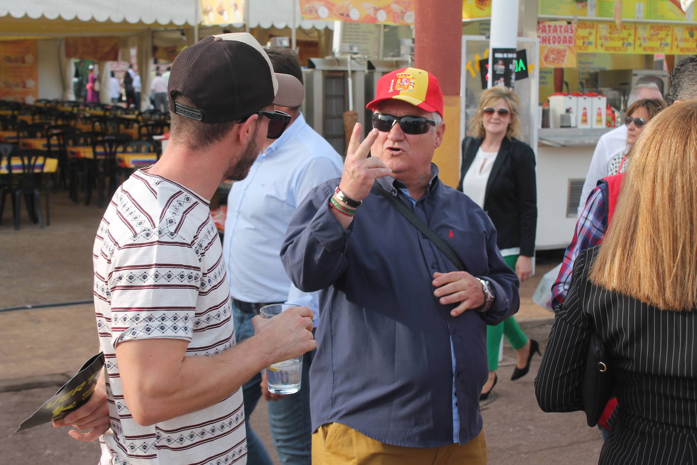 San Lucas deja estampas para el recuerdo en una jornada con La Vestida repleta y un sol radiante
