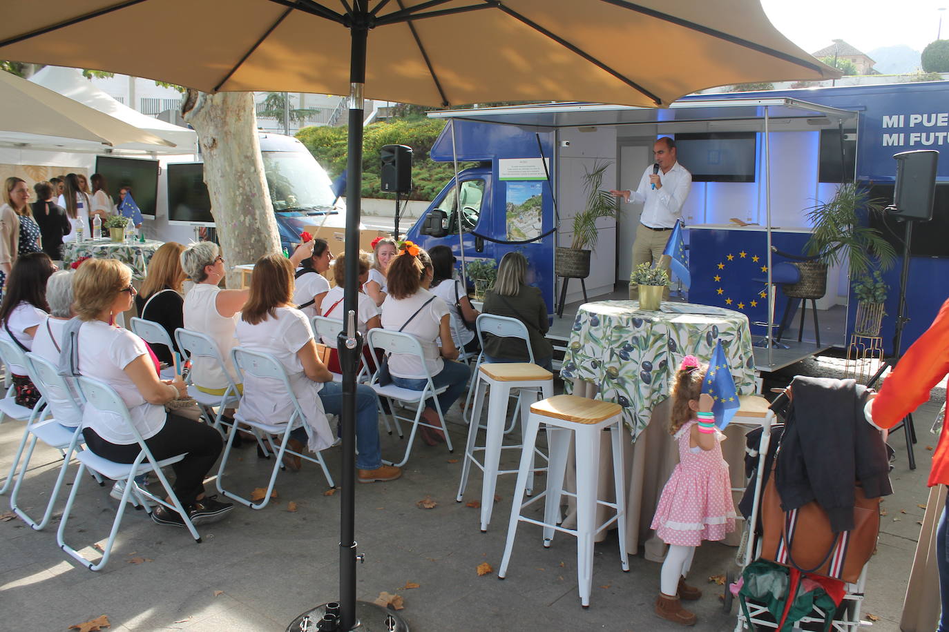 San Lucas deja estampas para el recuerdo en una jornada con La Vestida repleta y un sol radiante