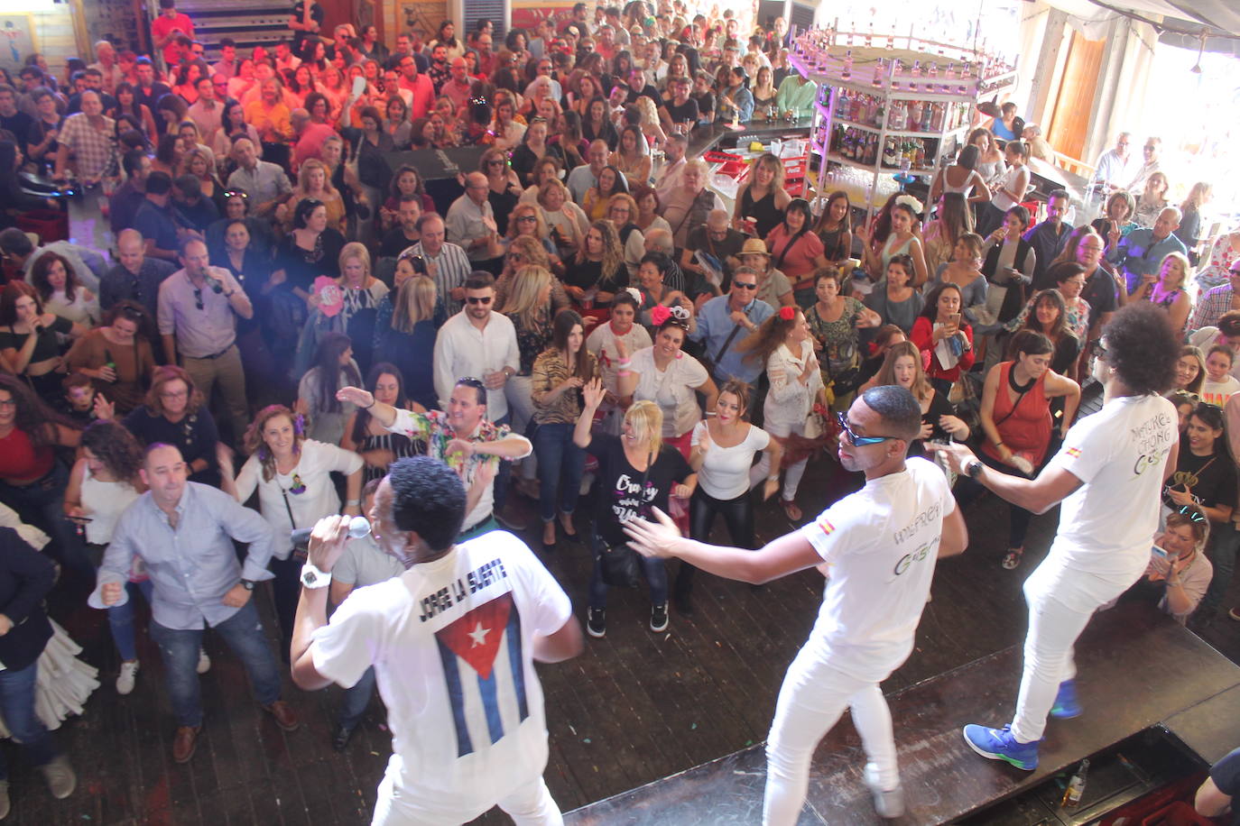 San Lucas deja estampas para el recuerdo en una jornada con La Vestida repleta y un sol radiante