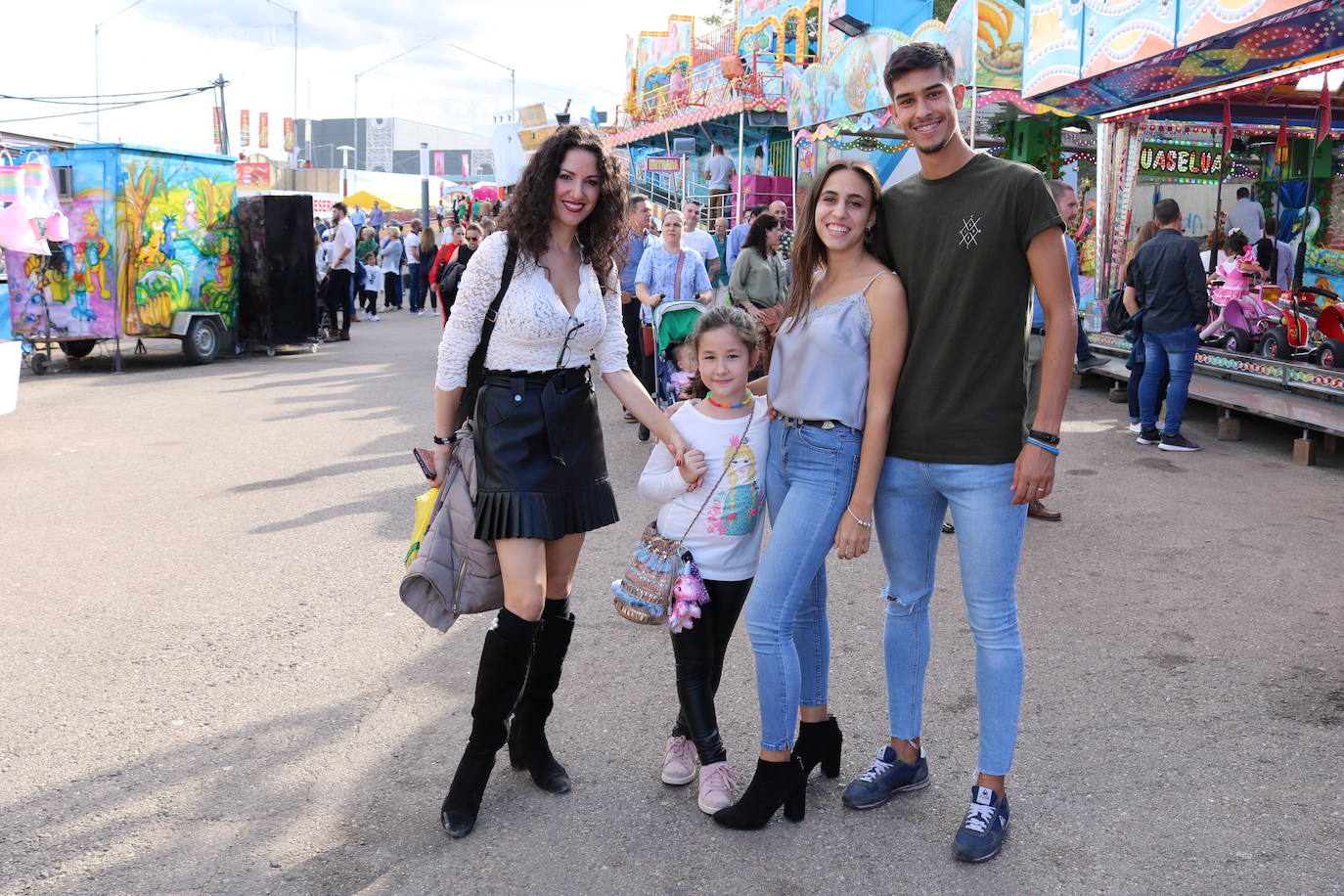 Miles de personas han disfrutado de la jornada diurna del último sábado de una Feria de San Lucas que está cumpliendo con los mejores pronósticos