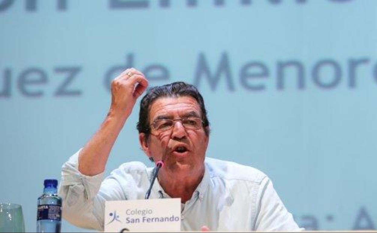 Juez Calatayud | «Aviso a los padres de los menores detenidos en las barricadas de Barcelona: acabarán por sacudiros a vosotros»