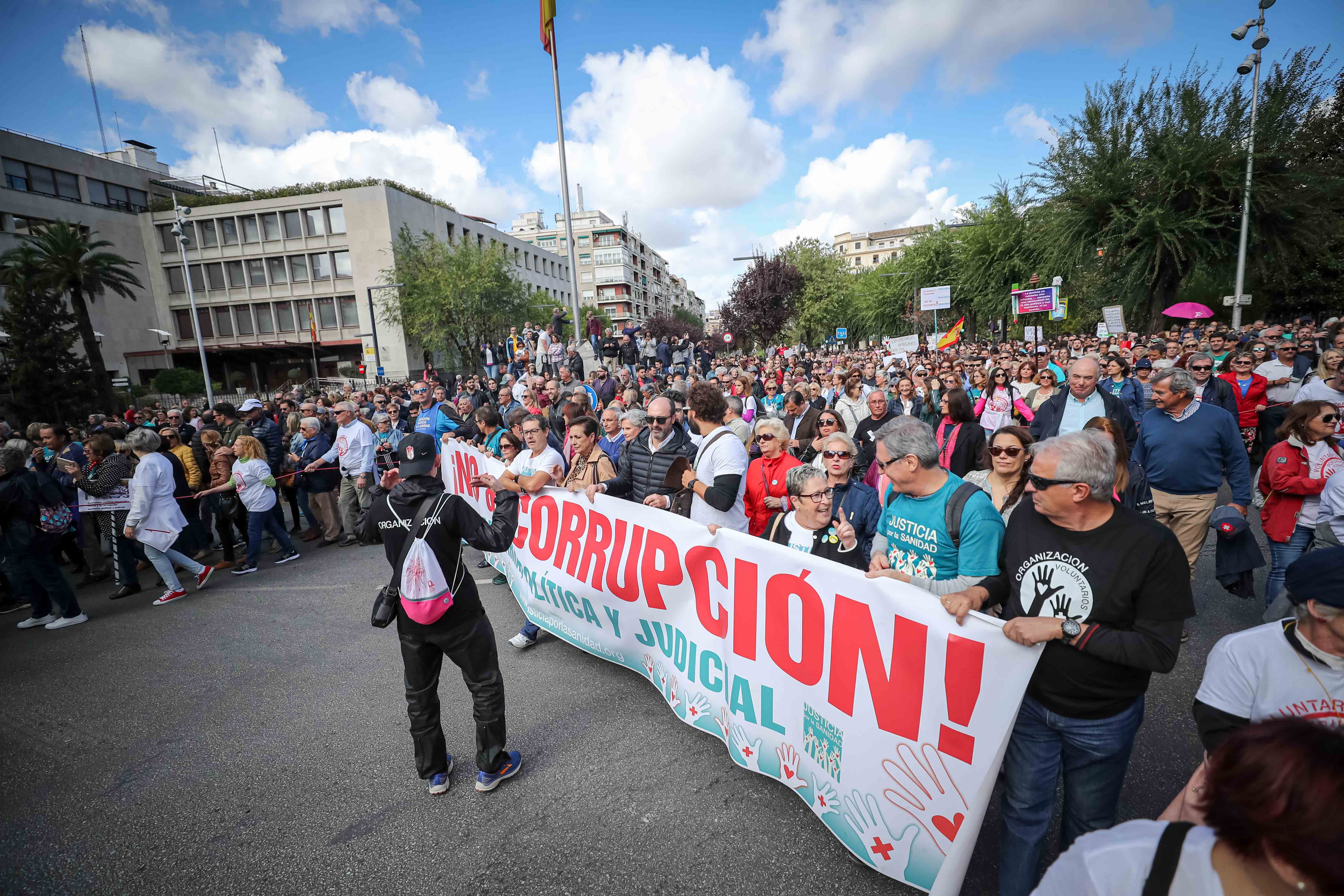 La ciudad ha vuelto a rugir por su sanidad con fuerza, con pasión y con convencimiento de la causa.