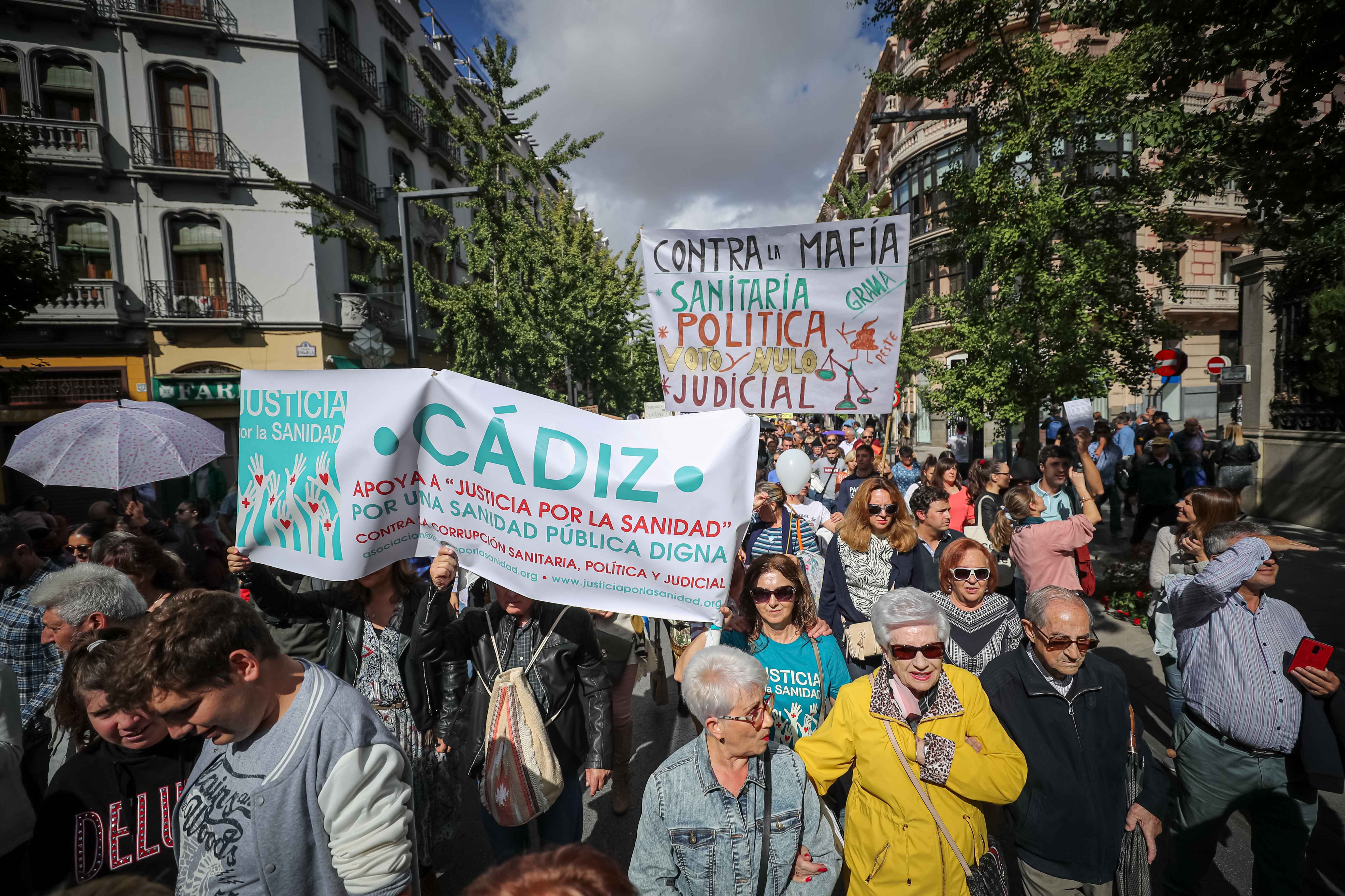 La ciudad ha vuelto a rugir por su sanidad con fuerza, con pasión y con convencimiento de la causa.