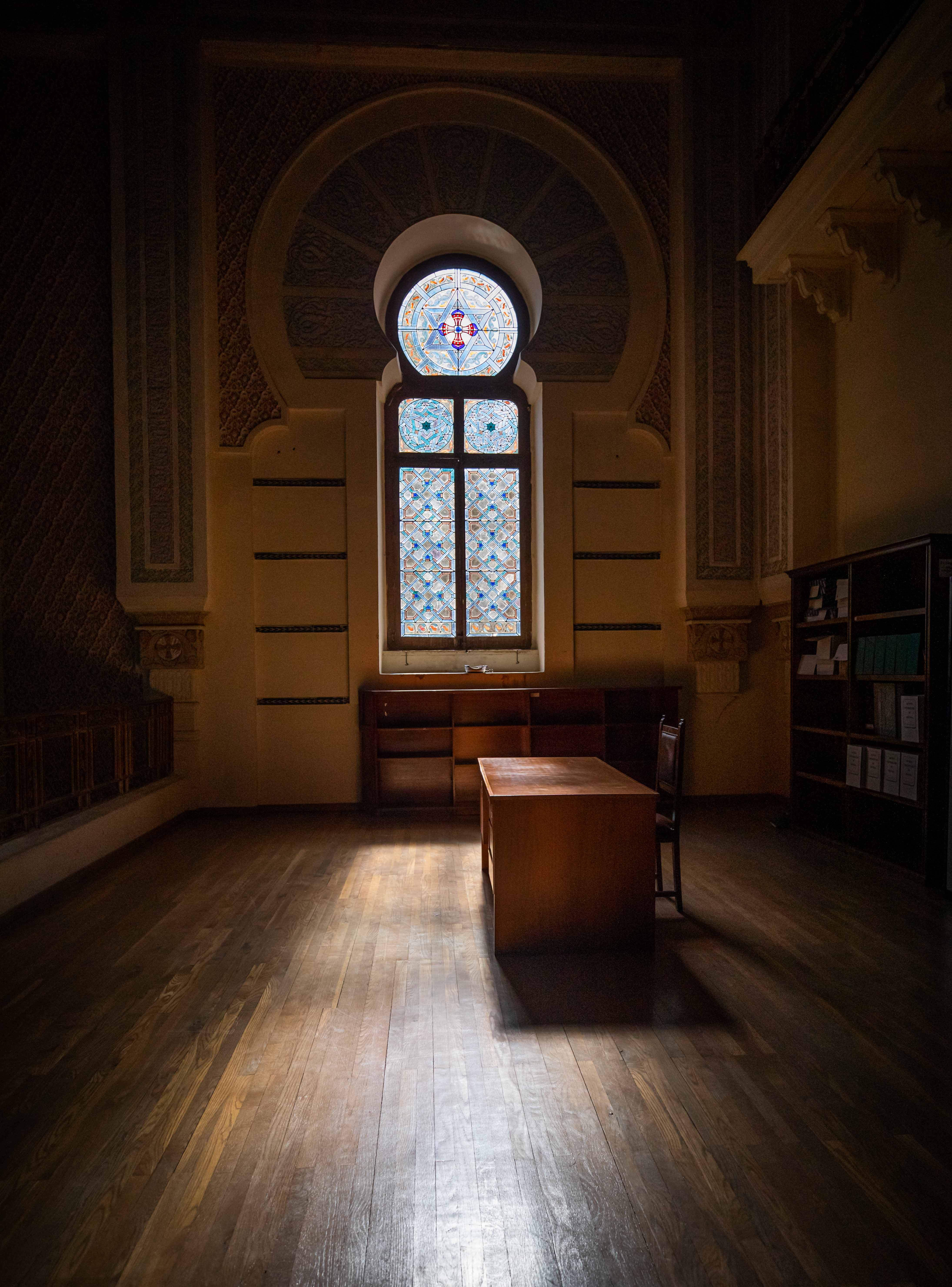 La UGR interviene en las cubiertas del Colegio Máximo y pone en valor la antigua capilla