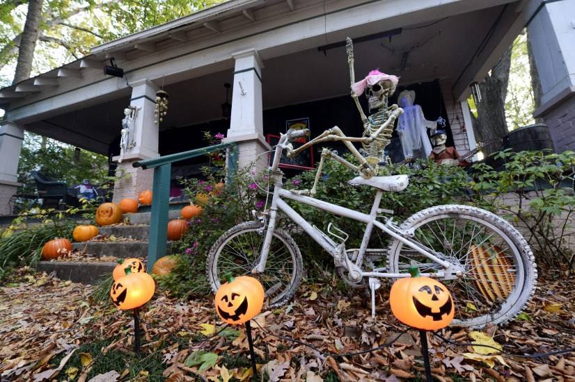 3. Acceso al porche de una casa en Avodale Estates, Georgia (EEUU)