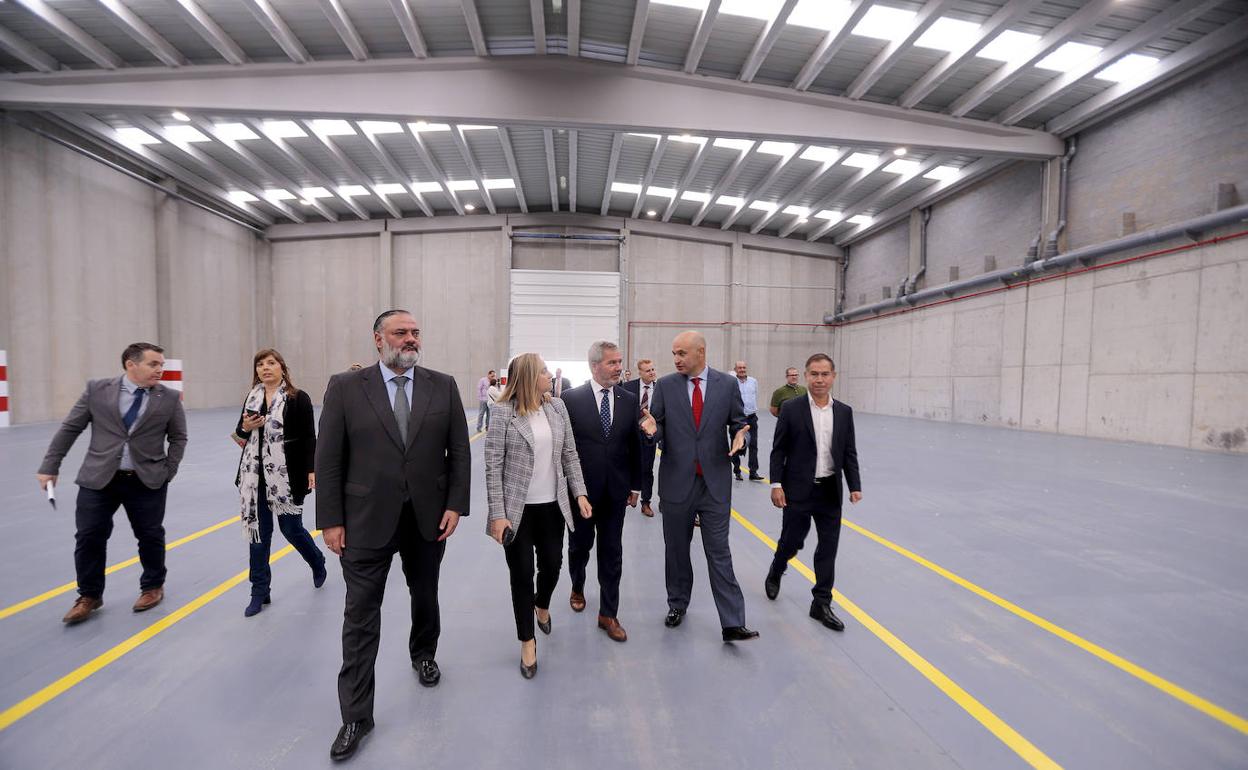 Una nueva nave de 9.000 metros cuadrados almacenará fertilizantes importados en el puerto