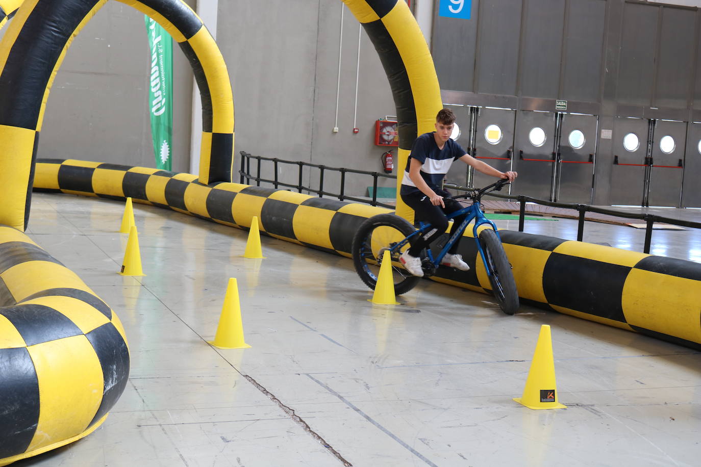 La 18ª edición de la Feria Internacional de Turismo, Deporte y Aventura, Tierra Adentro 2019 ha abierto este viernes sus puertas en el Recinto Provincial de Ferias y Congresos de Jaén para mostrar «la riqueza y la diversidad de la oferta turística de interior de la provincia de Jaén» y del resto del país, a través de los 450 expositores que se dan cita en la misma hasta el próximo domingo, 27 de octubre.