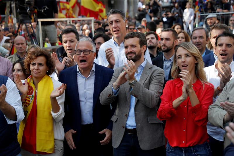 Fotos: Masiva marcha en Barcelona por la unidad de España