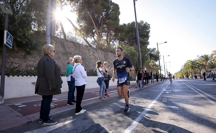 La XXXVI Media Maratón atraviesa las principales vías de Motril