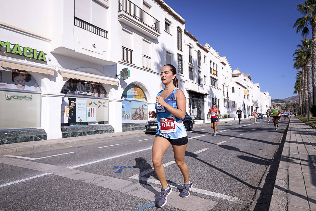 Los marroquís Abdelhadi El Mouaziz y Nazha Machouh reinan en Motril