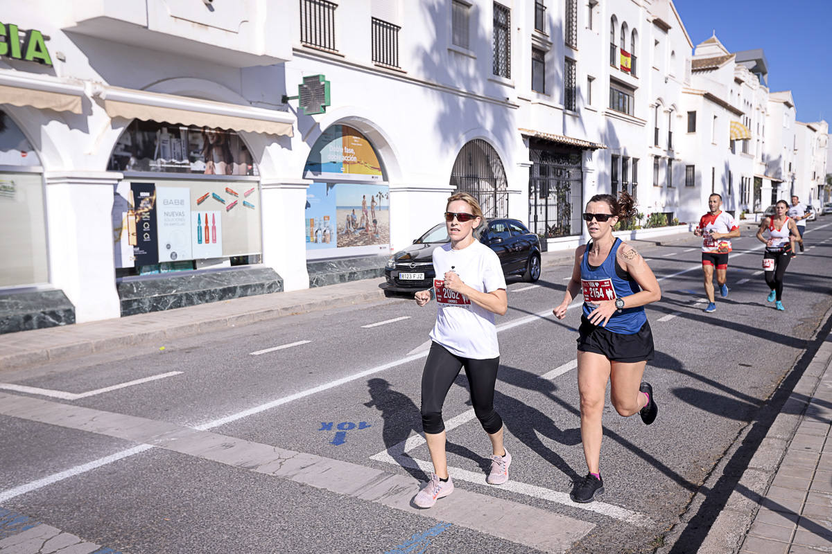 Los marroquís Abdelhadi El Mouaziz y Nazha Machouh reinan en Motril