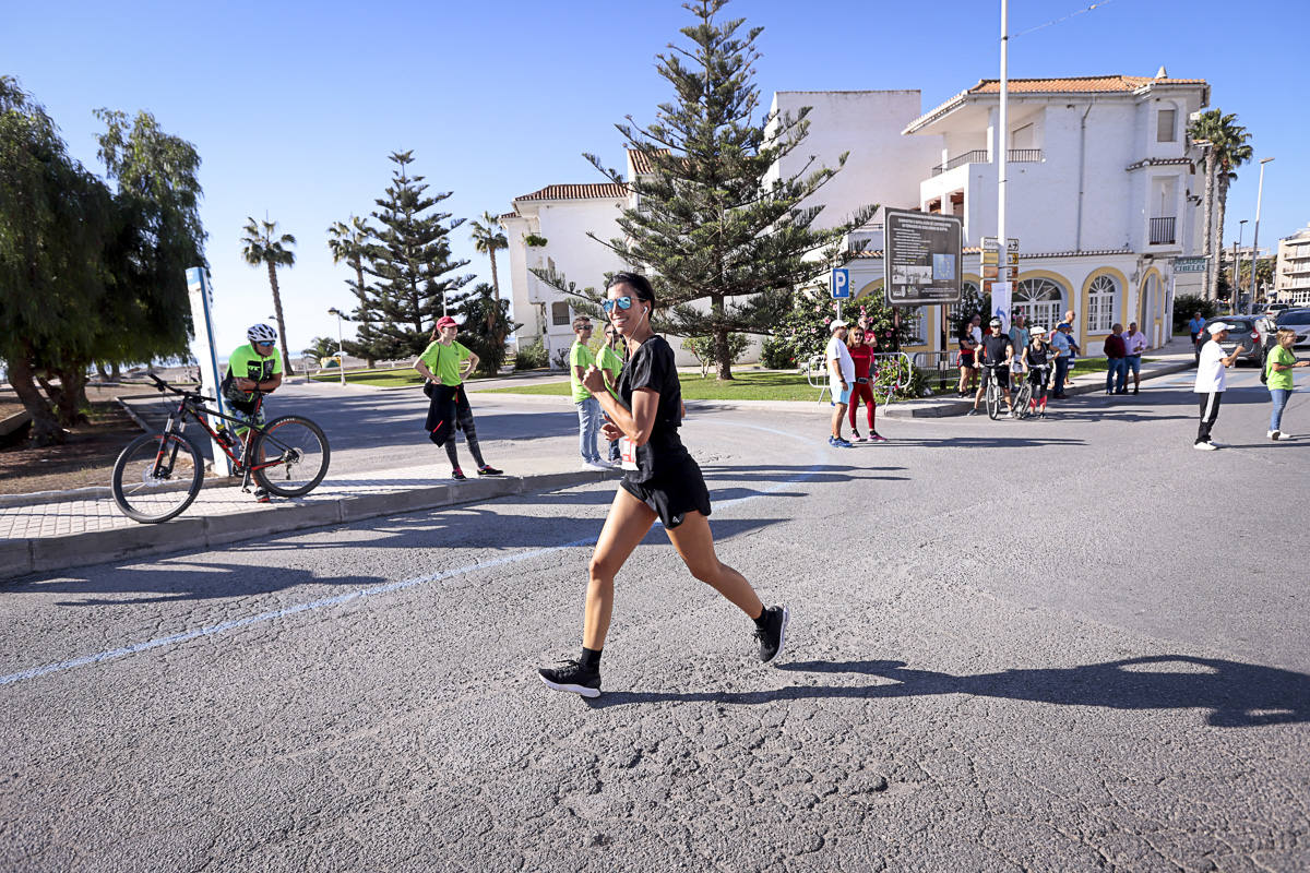 Los marroquís Abdelhadi El Mouaziz y Nazha Machouh reinan en Motril