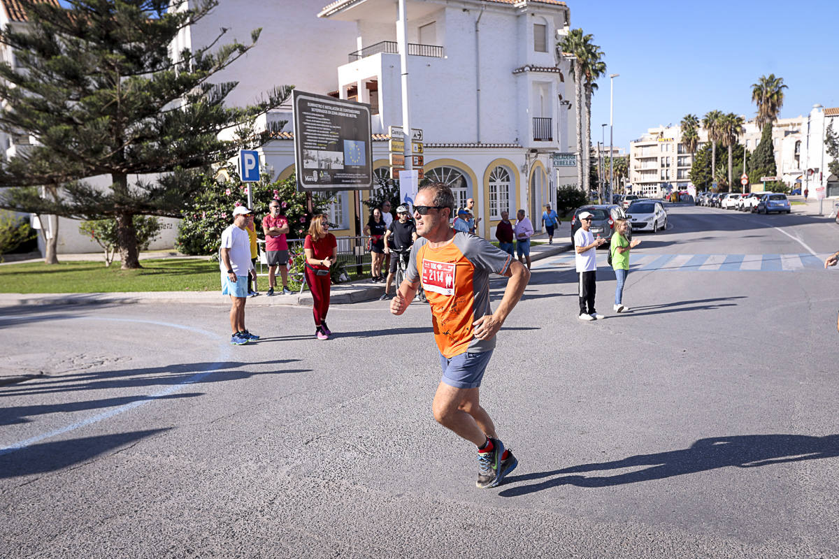 Los marroquís Abdelhadi El Mouaziz y Nazha Machouh reinan en Motril