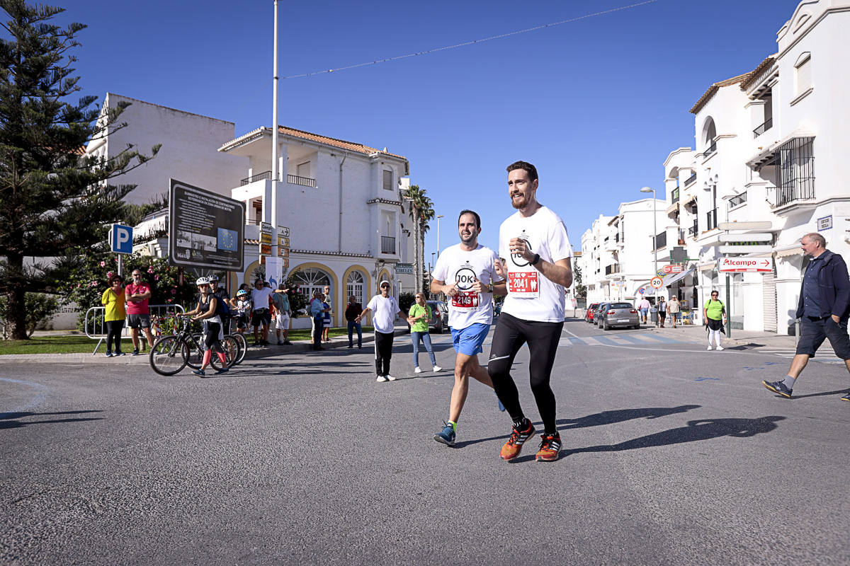 Los marroquís Abdelhadi El Mouaziz y Nazha Machouh reinan en Motril