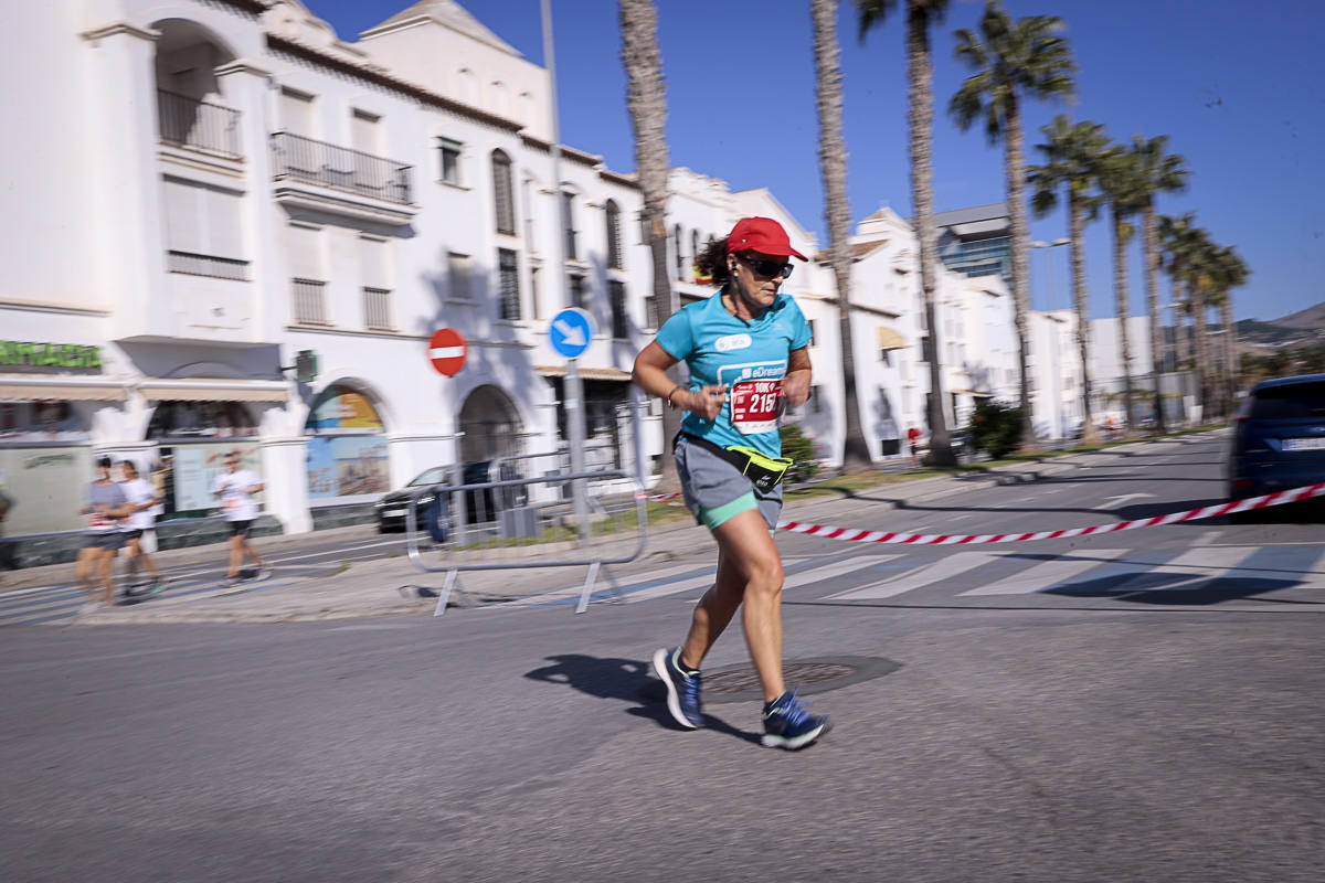 Los marroquís Abdelhadi El Mouaziz y Nazha Machouh reinan en Motril