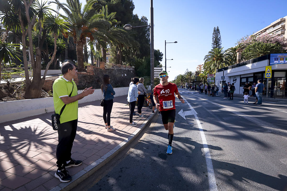 Los marroquís Abdelhadi El Mouaziz y Nazha Machouh reinan en Motril