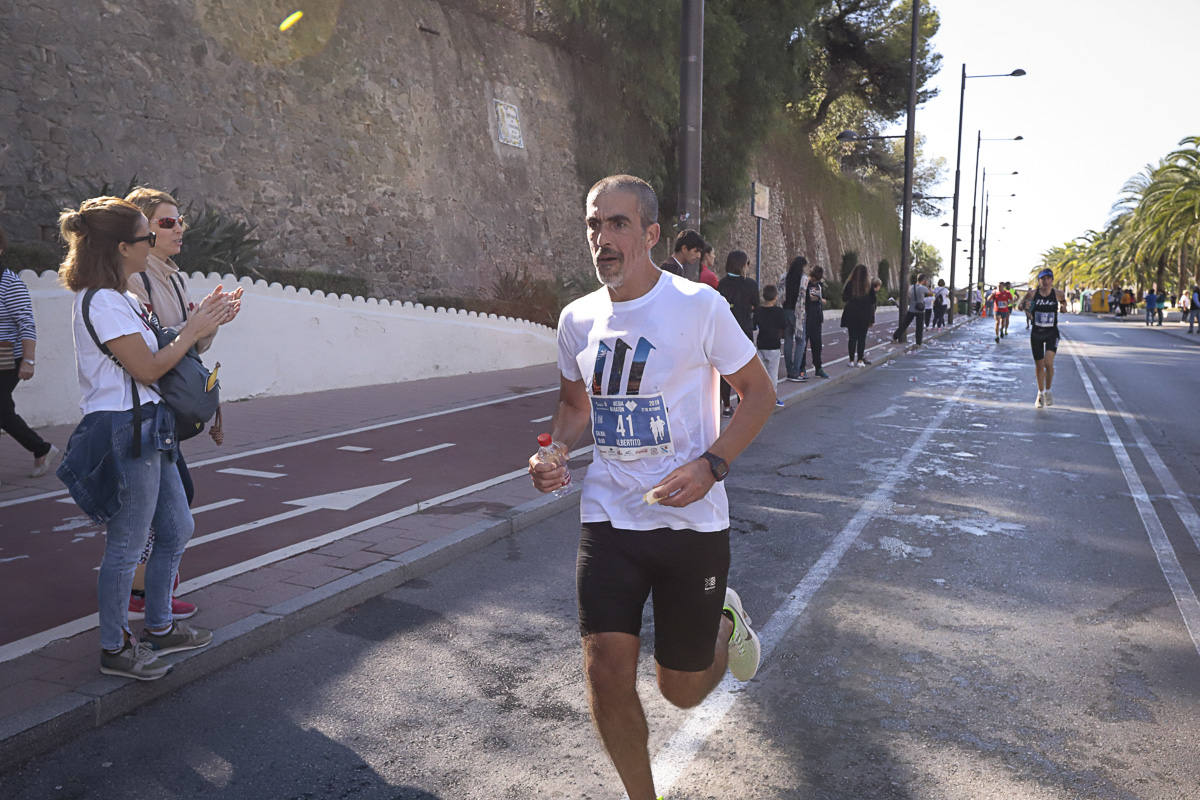 Los marroquís Abdelhadi El Mouaziz y Nazha Machouh reinan en Motril