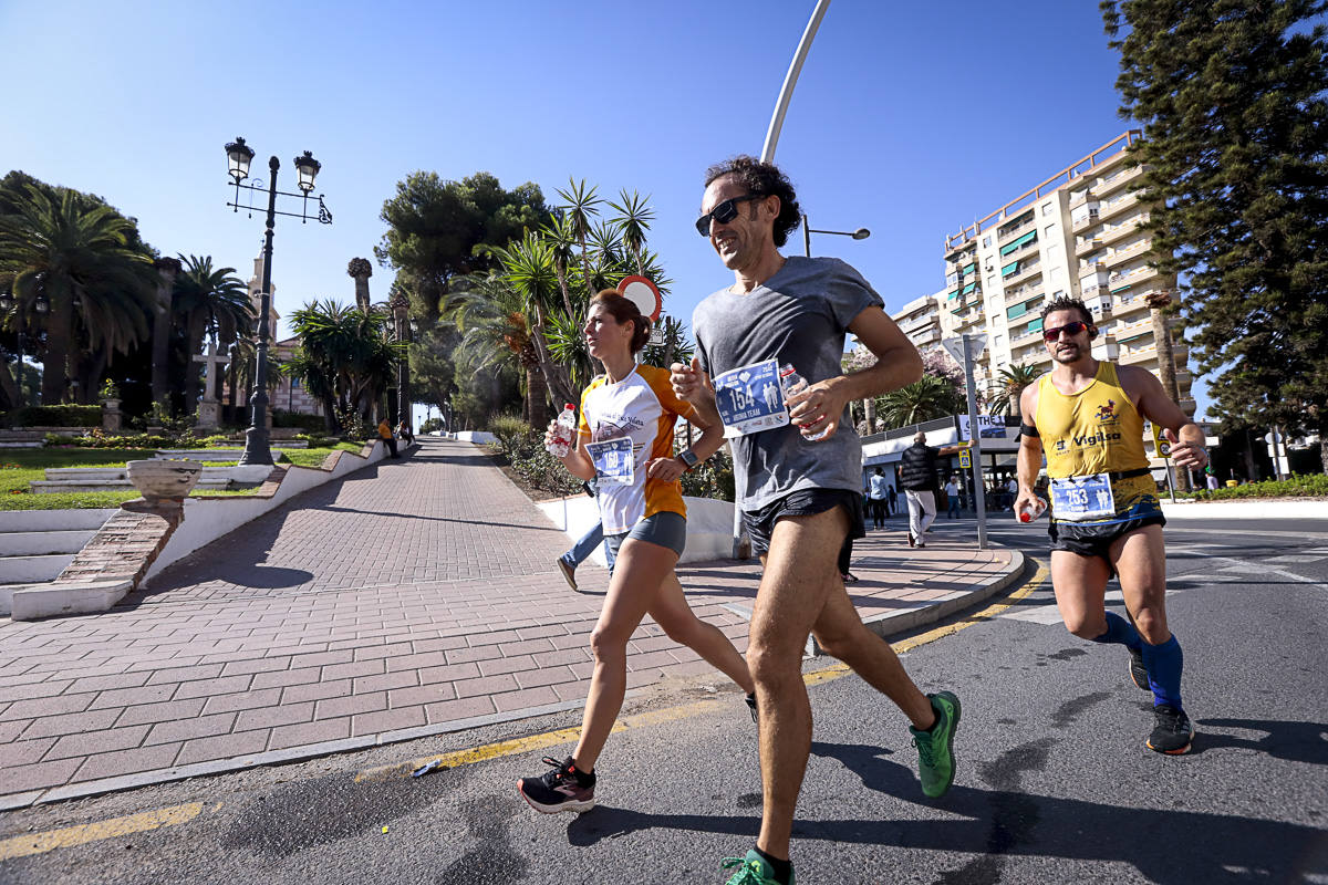 Los marroquís Abdelhadi El Mouaziz y Nazha Machouh reinan en Motril