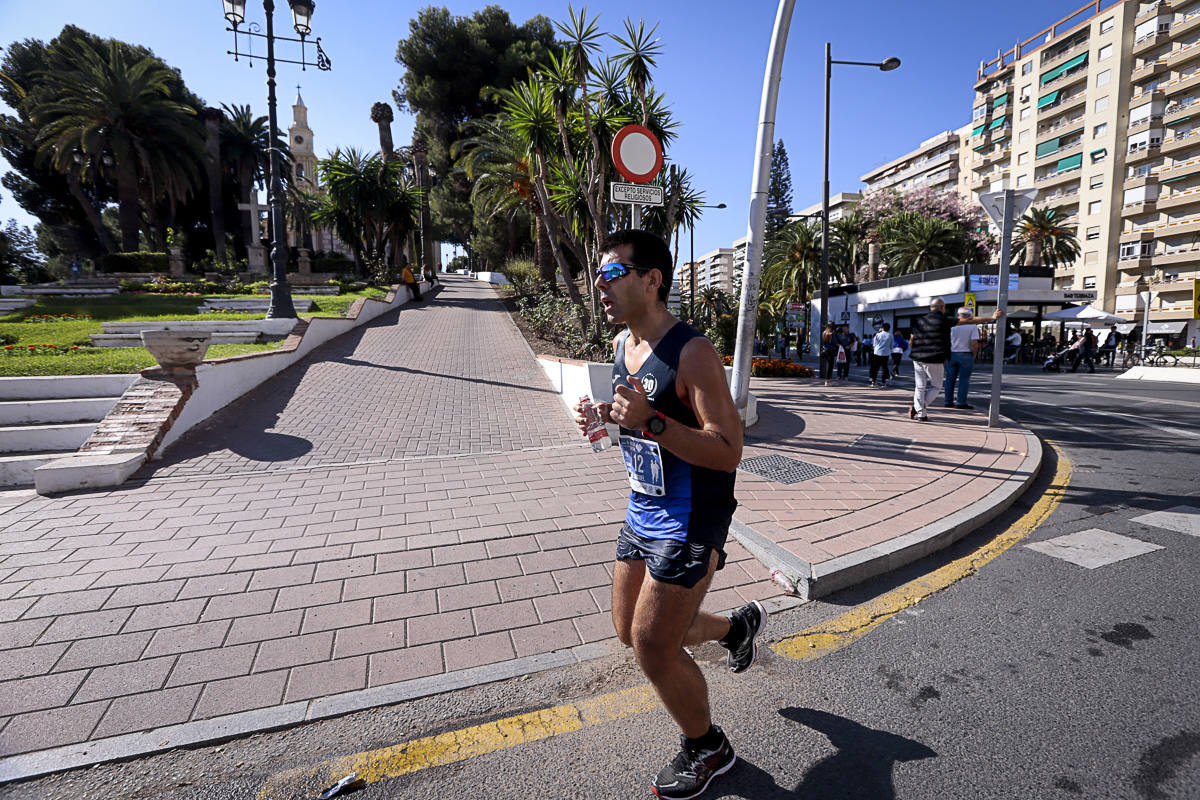 Los marroquís Abdelhadi El Mouaziz y Nazha Machouh reinan en Motril