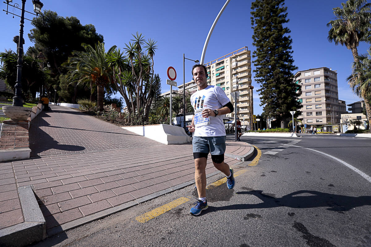 Los marroquís Abdelhadi El Mouaziz y Nazha Machouh reinan en Motril