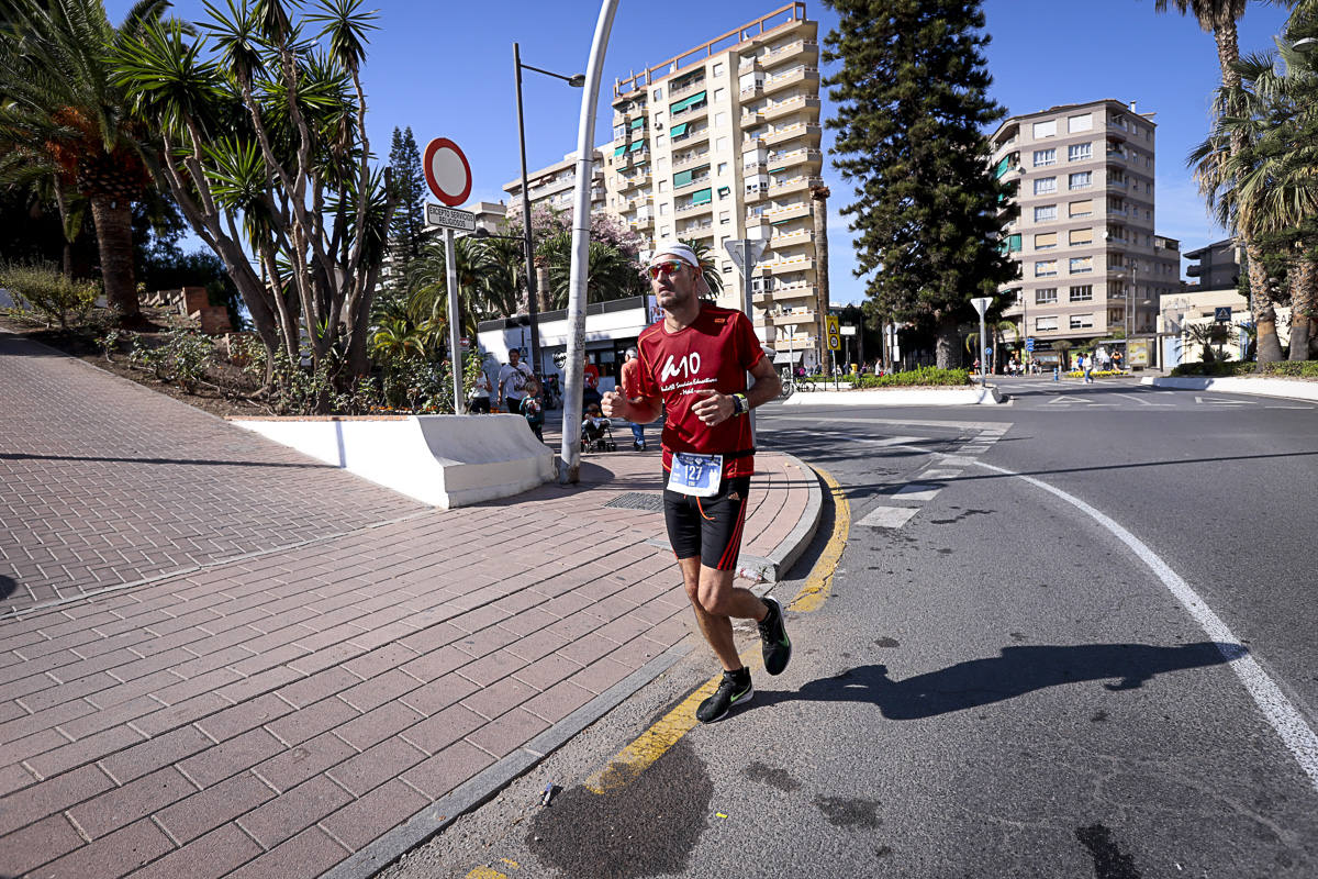 Los marroquís Abdelhadi El Mouaziz y Nazha Machouh reinan en Motril