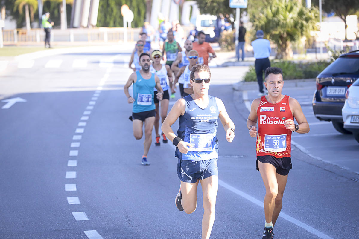 Los marroquís Abdelhadi El Mouaziz y Nazha Machouh reinan en Motril