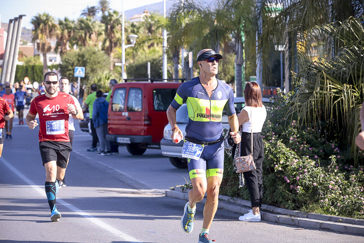 Los marroquís Abdelhadi El Mouaziz y Nazha Machouh reinan en Motril