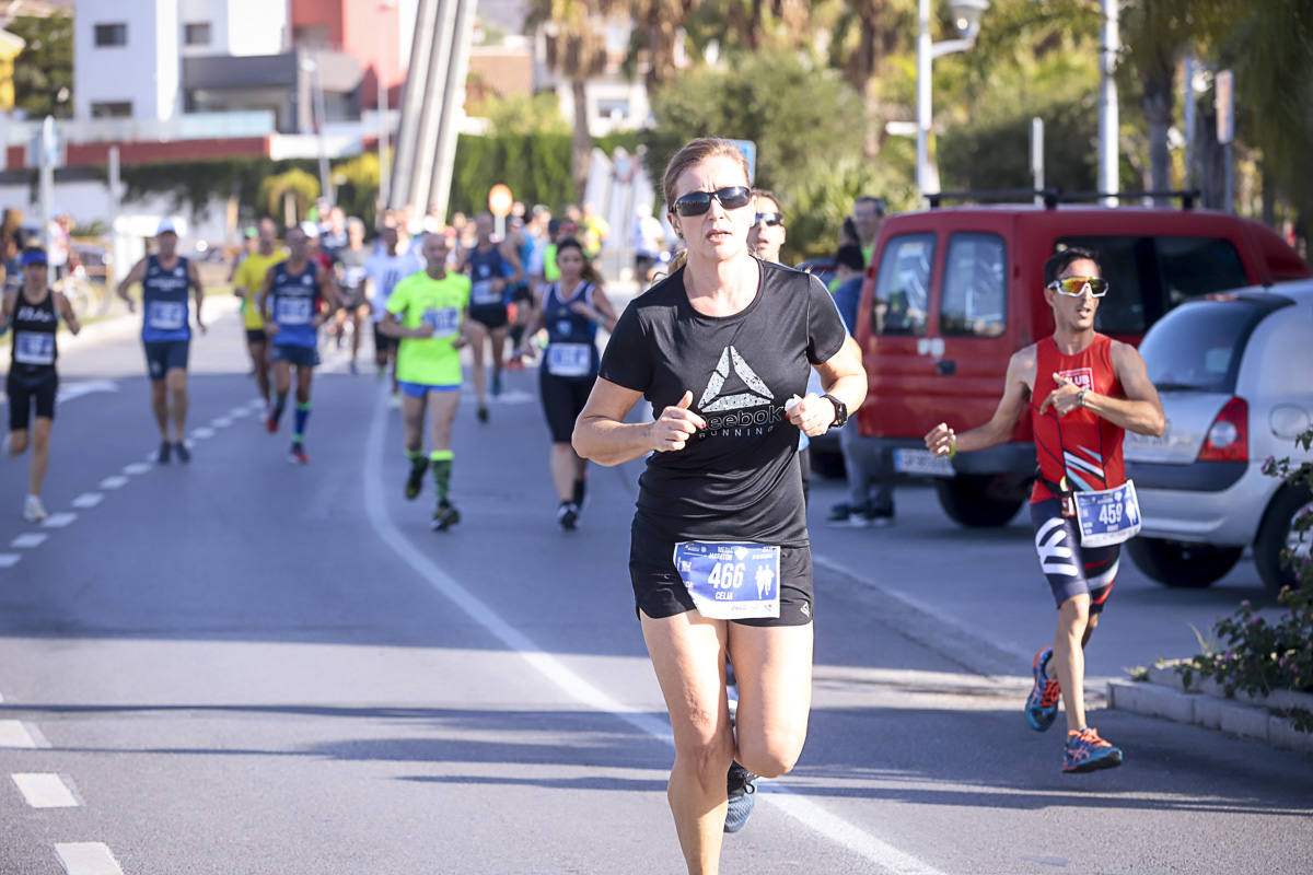 Los marroquís Abdelhadi El Mouaziz y Nazha Machouh reinan en Motril