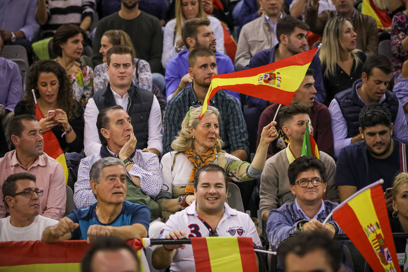 Abascal presenta a su partido como única alternativa para echar a Sánchez de la Moncloa
