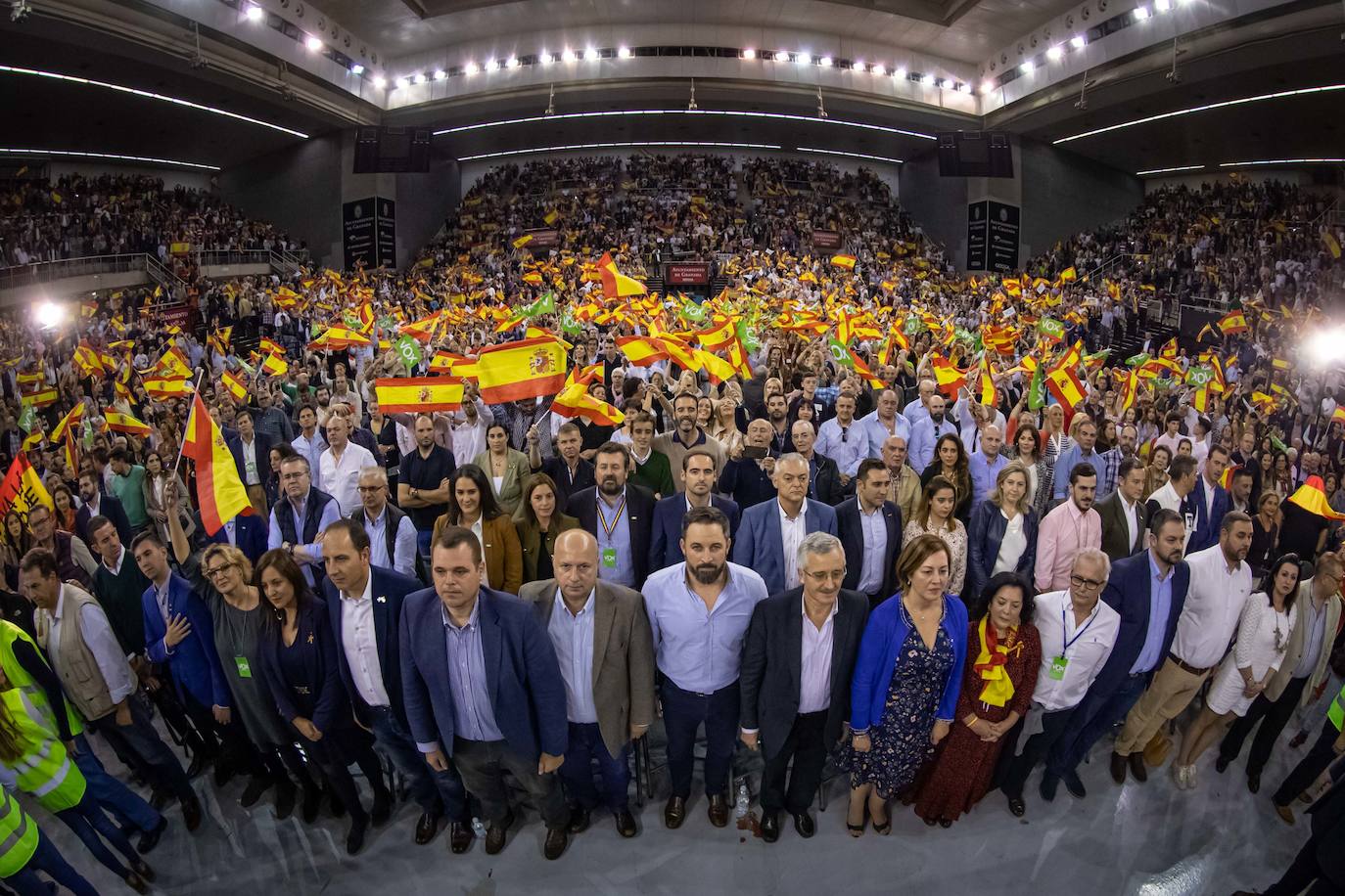 Abascal presenta a su partido como única alternativa para echar a Sánchez de la Moncloa