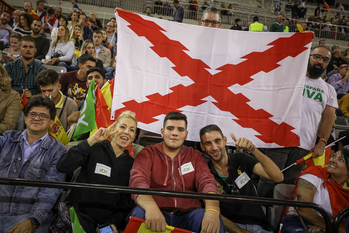 Abascal presenta a su partido como única alternativa para echar a Sánchez de la Moncloa