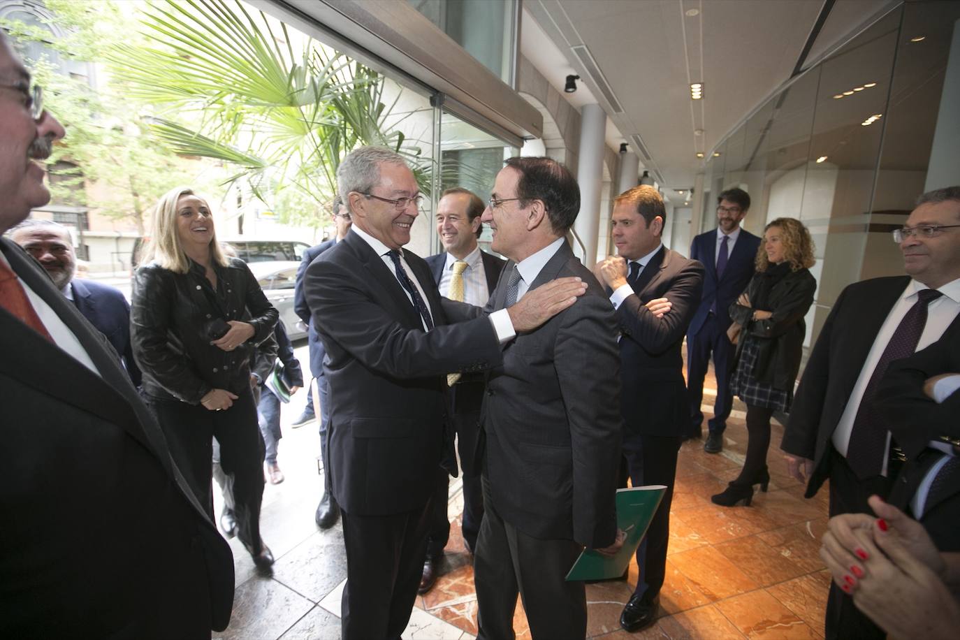 El consejero de Economía, Conocimiento, Empresas y Universidad de la Junta de Andalucía, Rogelio Velasco, analizará los retos de la economía regional y las medidas que el Gobierno andaluz en un desayuno organizado por IDEAL en el hotel Santa Paula 