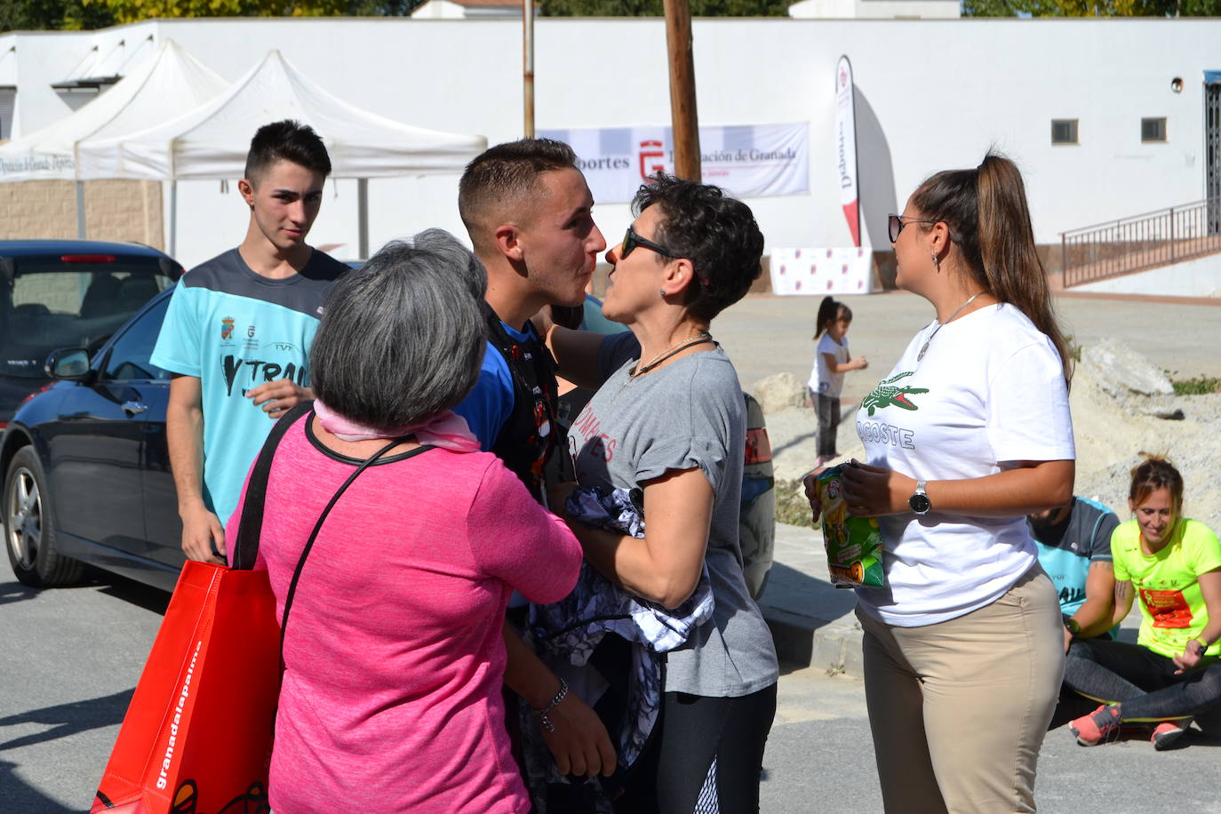 Cerca de 150 deportistas, entre participantes del trail, minitrail y senderistas, celebran en esta prueba que tuvo lugar en una agradable mañana de domingo 