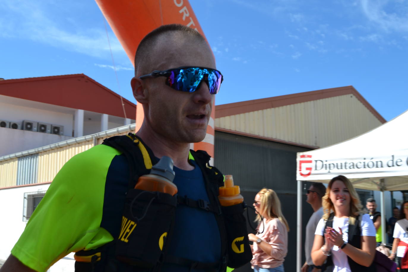 Cerca de 150 deportistas, entre participantes del trail, minitrail y senderistas, celebran en esta prueba que tuvo lugar en una agradable mañana de domingo 