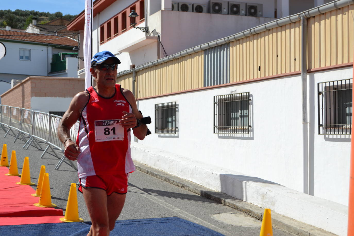 Cerca de 150 deportistas, entre participantes del trail, minitrail y senderistas, celebran en esta prueba que tuvo lugar en una agradable mañana de domingo 