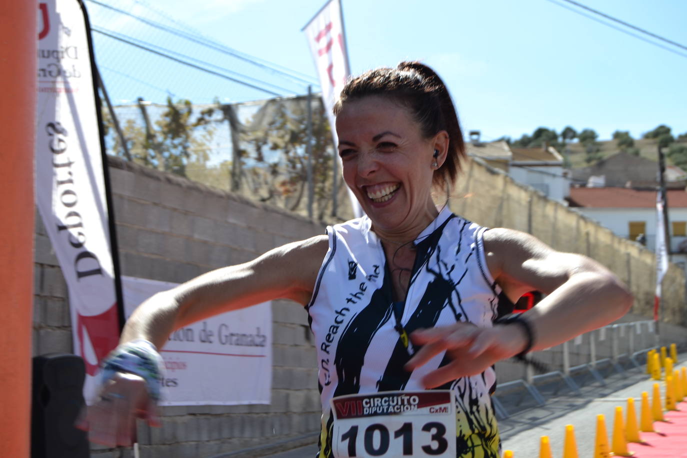 Cerca de 150 deportistas, entre participantes del trail, minitrail y senderistas, celebran en esta prueba que tuvo lugar en una agradable mañana de domingo 