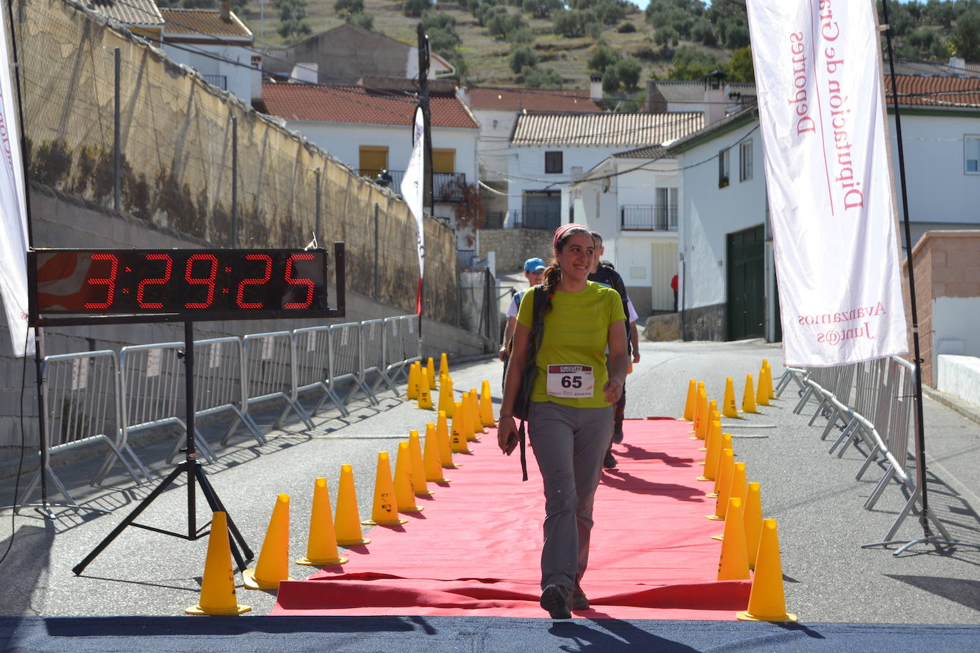 Cerca de 150 deportistas, entre participantes del trail, minitrail y senderistas, celebran en esta prueba que tuvo lugar en una agradable mañana de domingo 