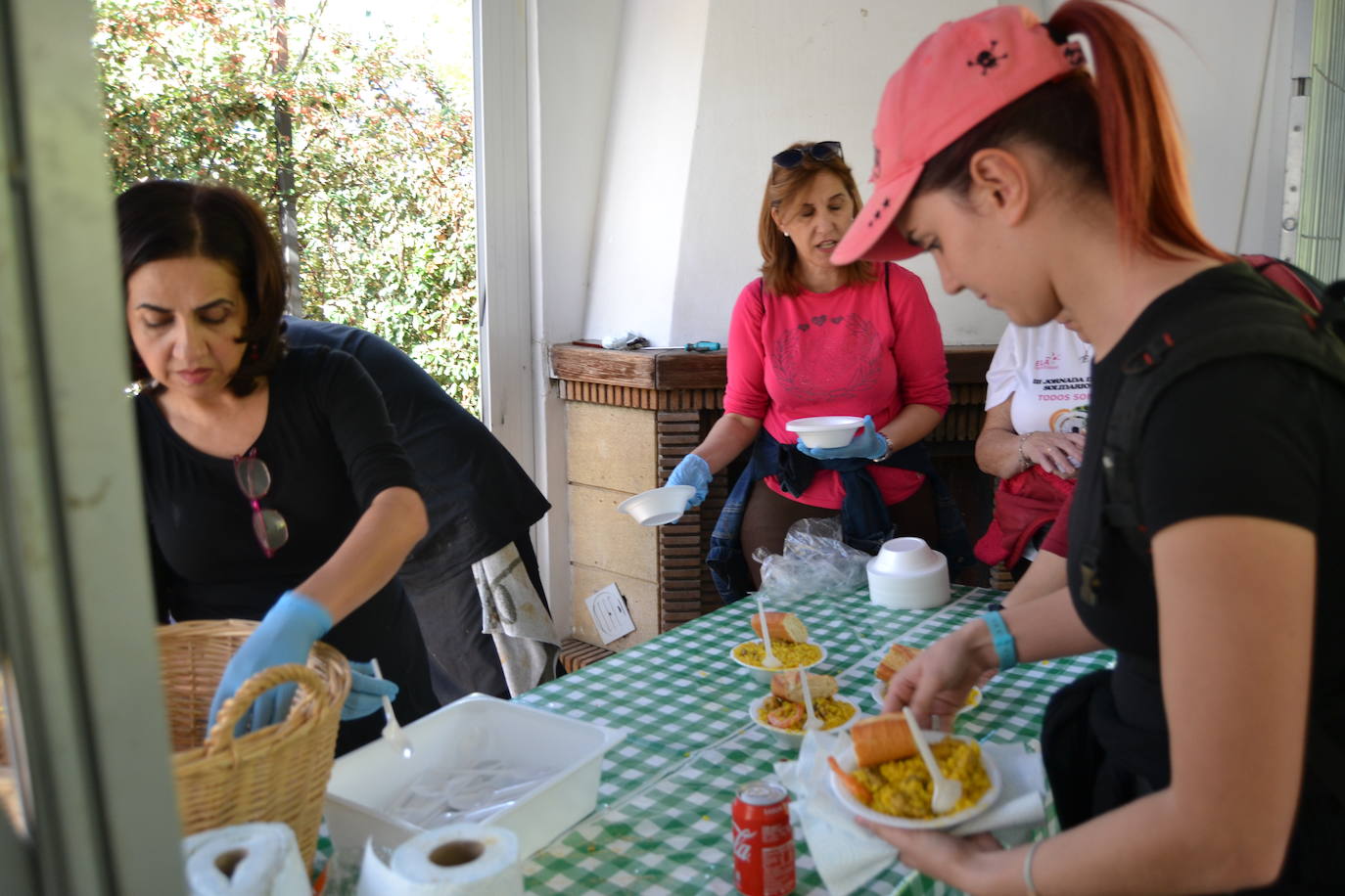 Cerca de 150 deportistas, entre participantes del trail, minitrail y senderistas, celebran en esta prueba que tuvo lugar en una agradable mañana de domingo 