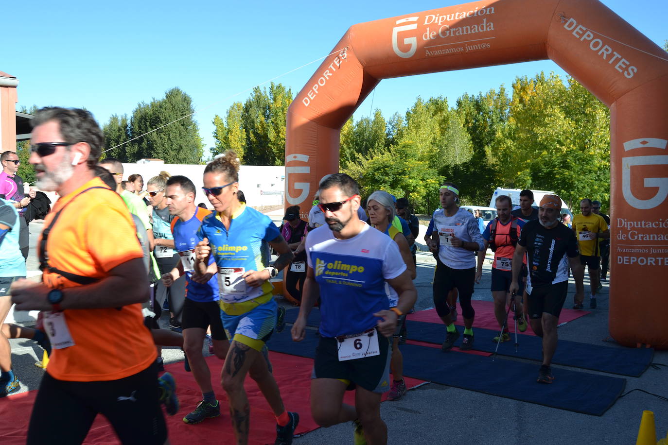 Cerca de 150 deportistas, entre participantes del trail, minitrail y senderistas, celebran en esta prueba que tuvo lugar en una agradable mañana de domingo 