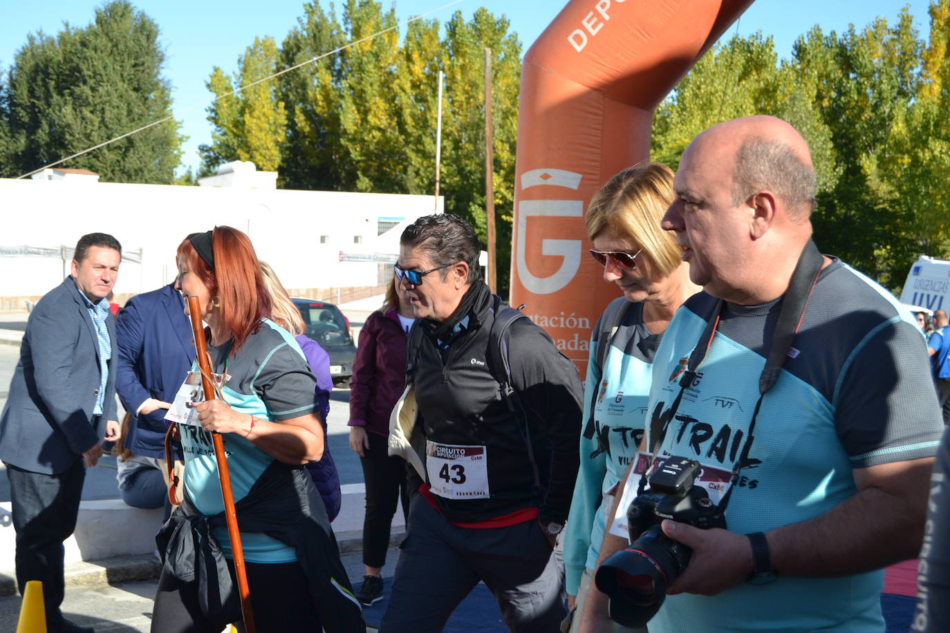 Cerca de 150 deportistas, entre participantes del trail, minitrail y senderistas, celebran en esta prueba que tuvo lugar en una agradable mañana de domingo 