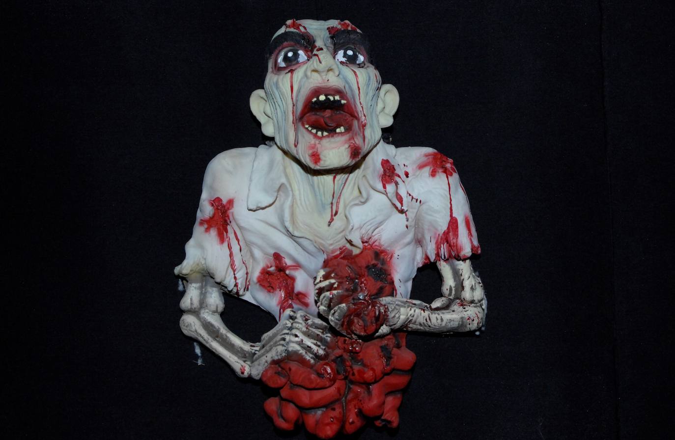 Órgiva saca sus galas más terroríficas.