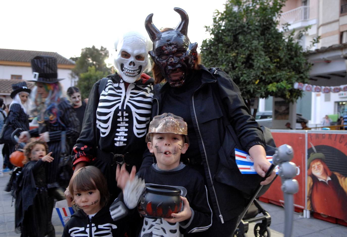 Órgiva saca sus galas más terroríficas.