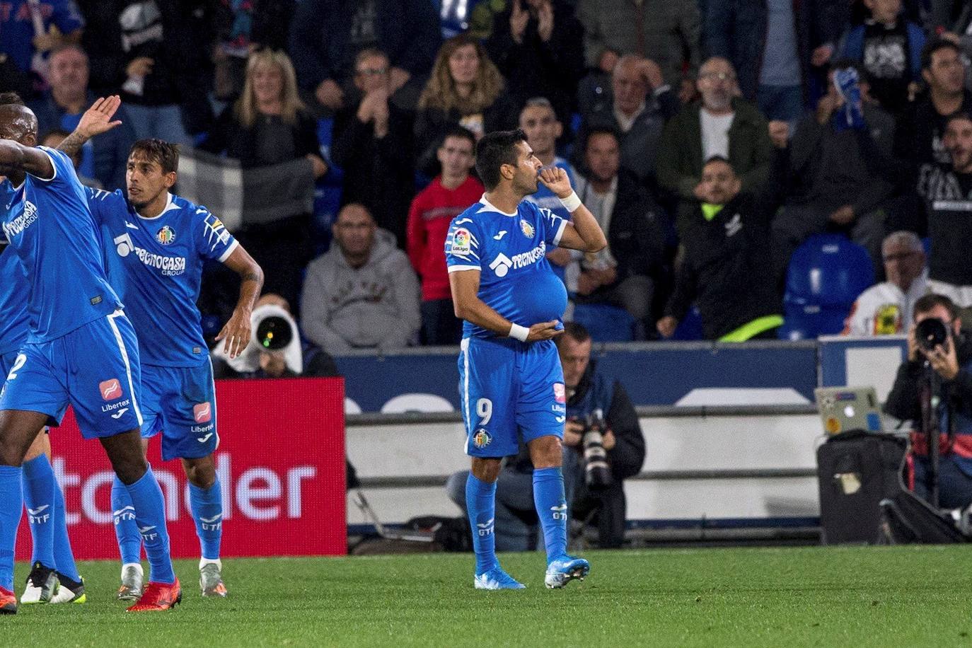 Las mejores instantáneas del choque en el Coliseum Alfonso Pérez
