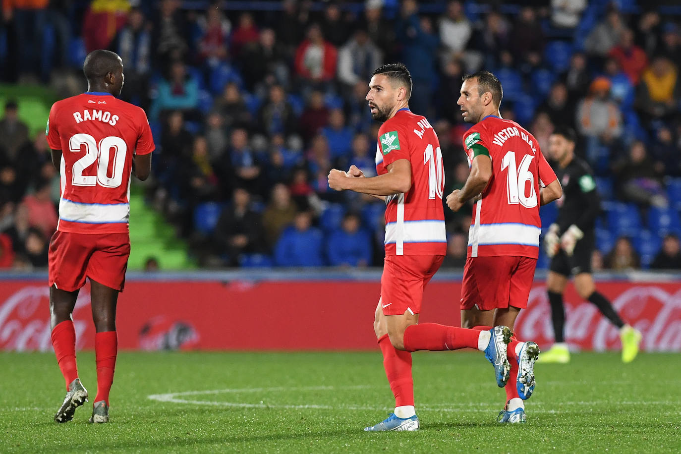 Las mejores instantáneas del choque en el Coliseum Alfonso Pérez