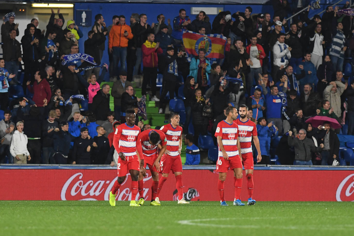 Las mejores instantáneas del choque en el Coliseum Alfonso Pérez