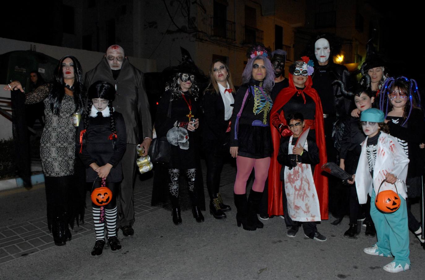 800 kilos de castañas asadas con leña se han degustado en la tradicional Fiesta de la Castaña de Lanjarón