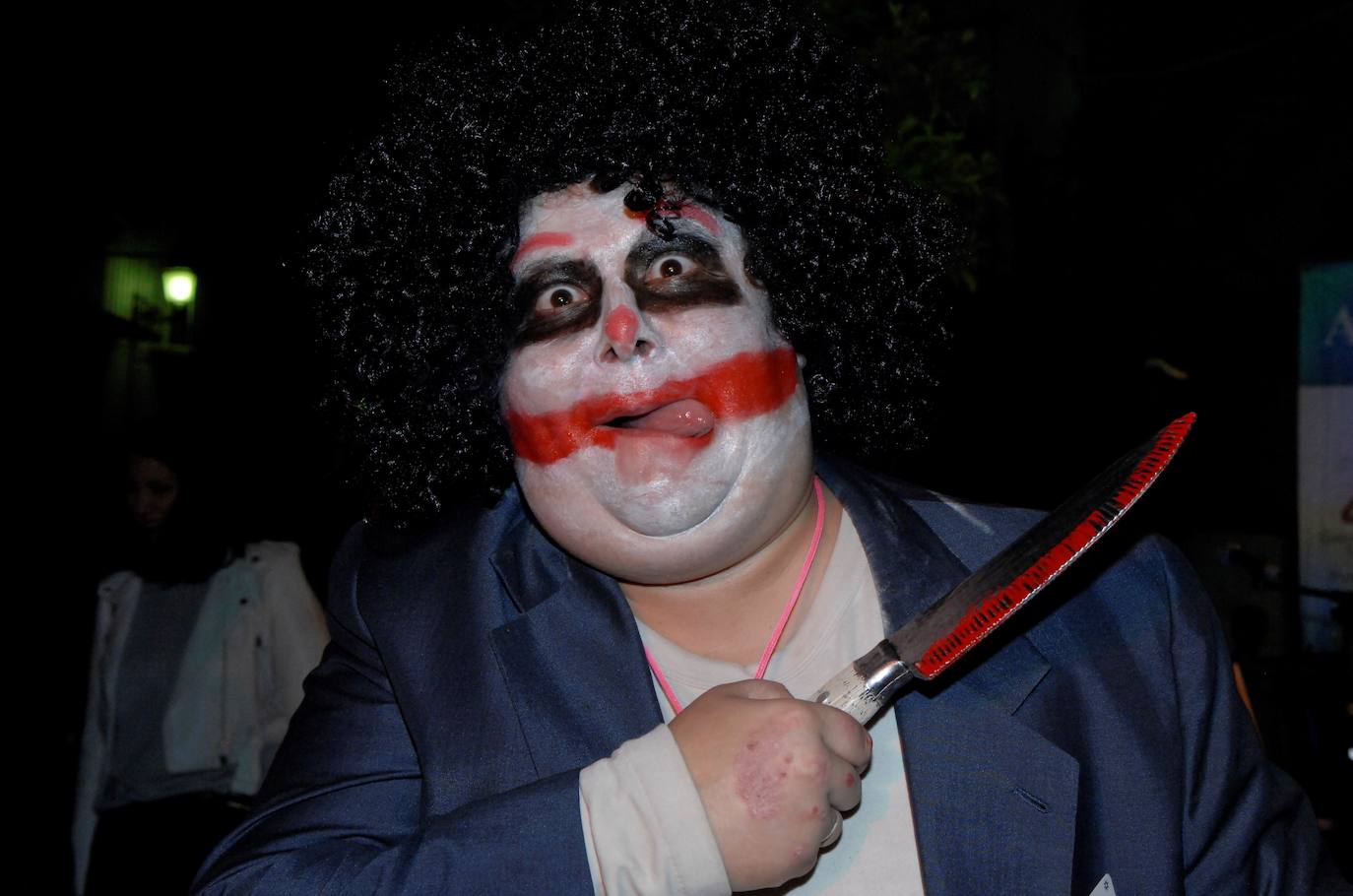 800 kilos de castañas asadas con leña se han degustado en la tradicional Fiesta de la Castaña de Lanjarón