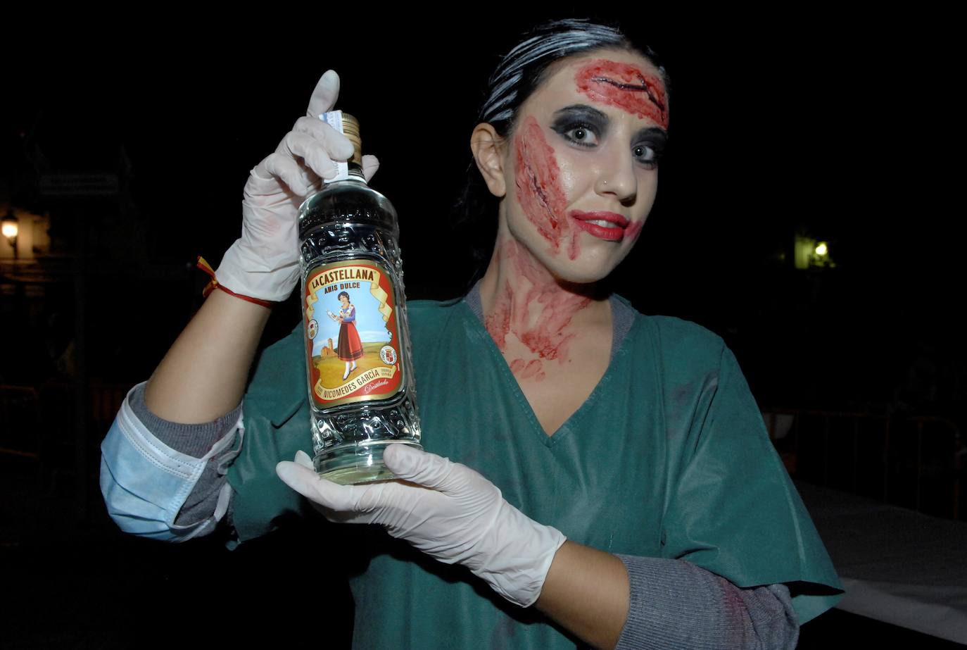 800 kilos de castañas asadas con leña se han degustado en la tradicional Fiesta de la Castaña de Lanjarón