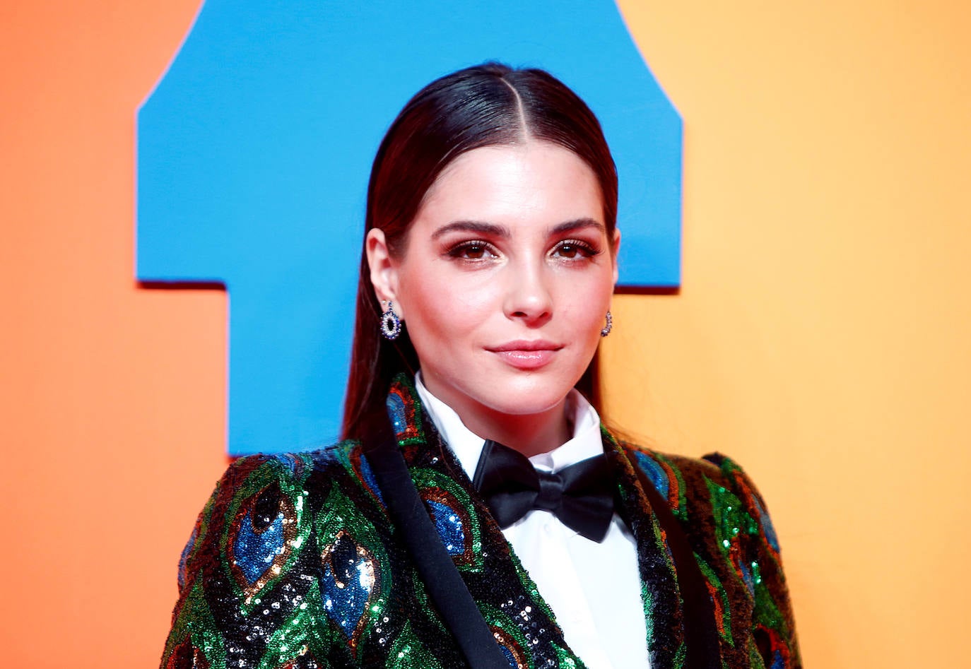 Sevilla acogió unos galardones que premiaron a la granadina Lola Índigo como Mejor Artista de España