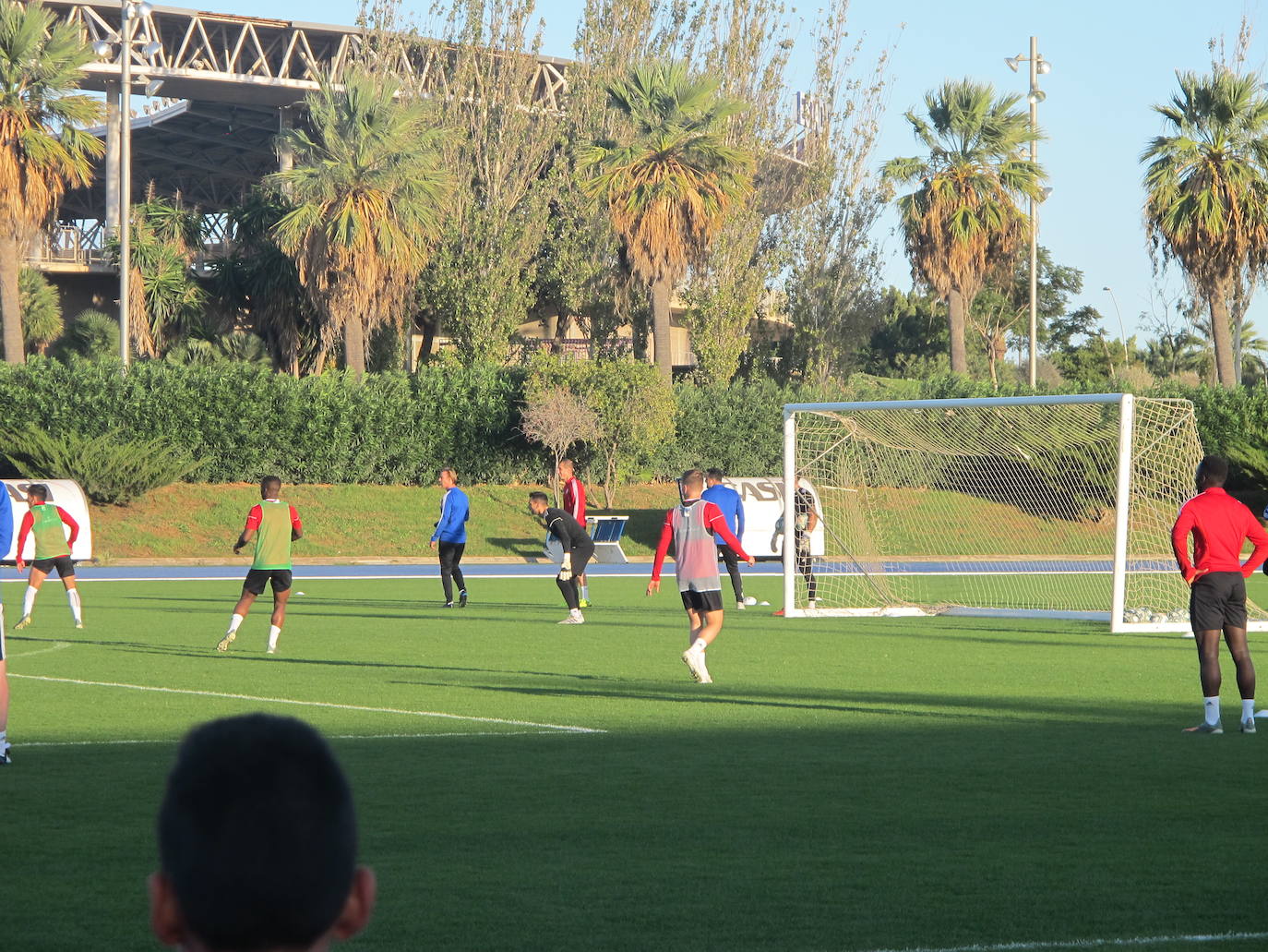 El madrileño se hizo cargo de la primera plantilla y su estreno fue ante una gran expectación